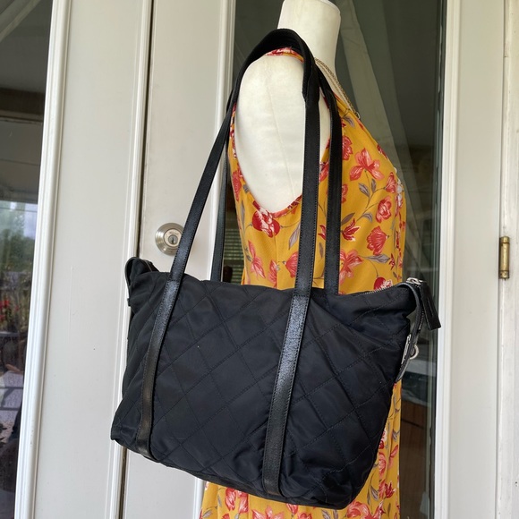 Prada shoulder bag🧳👜🖤 - Picture 13 of 13